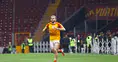 Tribünlerin ısrarlı çağrısı sonuç verdi: Yıldız oyuncu soyunma odasından geri döndü