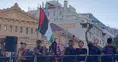Genç yıldızdan anlamlı mesaj: Barcelona kutlamalarında Filistin bayrağıyla yürüdü