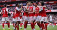 Arsenal Premier Lig’de 22 yıllık kupa hasretine son verdi