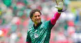 Guillermo Ochoa 2026'da eldivenlerini asıyor