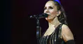 Sertab Erener şehir hayatını bıraktı bahçeli evine çekildi