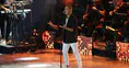 Özcan Deniz Bursa konserinde ayrılık acısı çekenleri teselli etti