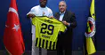 Sarı-lacivertli camiada nostalji rüzgarı: Emenike yuvaya döndü