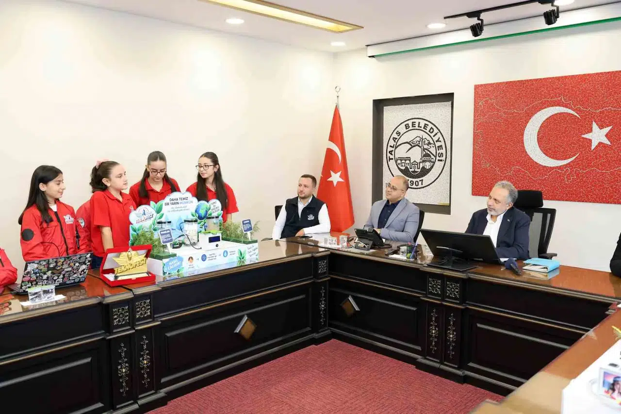 Talas'ın genç mucitleri TEKNOFEST'te tarih yazdı: Dört farklı kategoride dev başarı