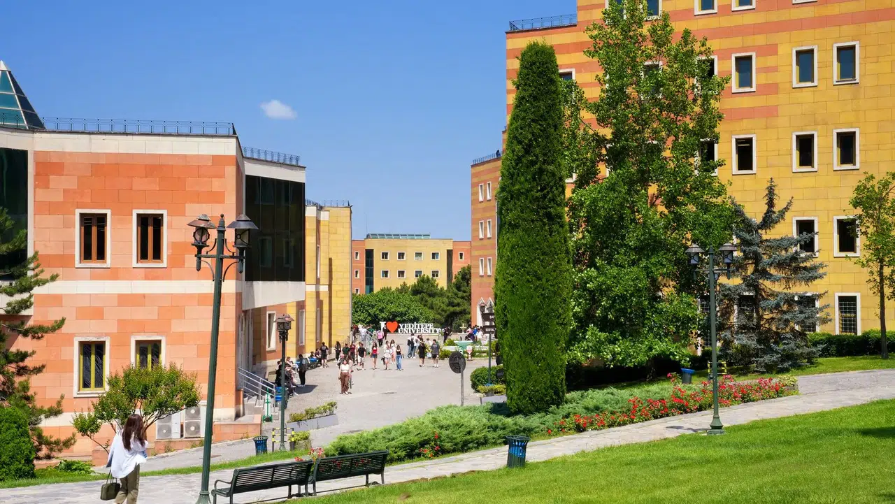 Bilim dünyasının zirvesindeki Türk imzası: Yeditepe Üniversitesi'nden 12 isim küresel listede