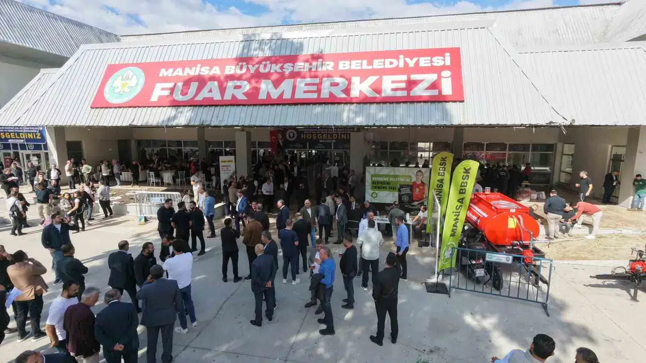 Manisa Ticaret ve Sanayi Odası'nda Sarı Liste Zaferi: 23 Komitenin 22'sinde İpi Göğüslediler