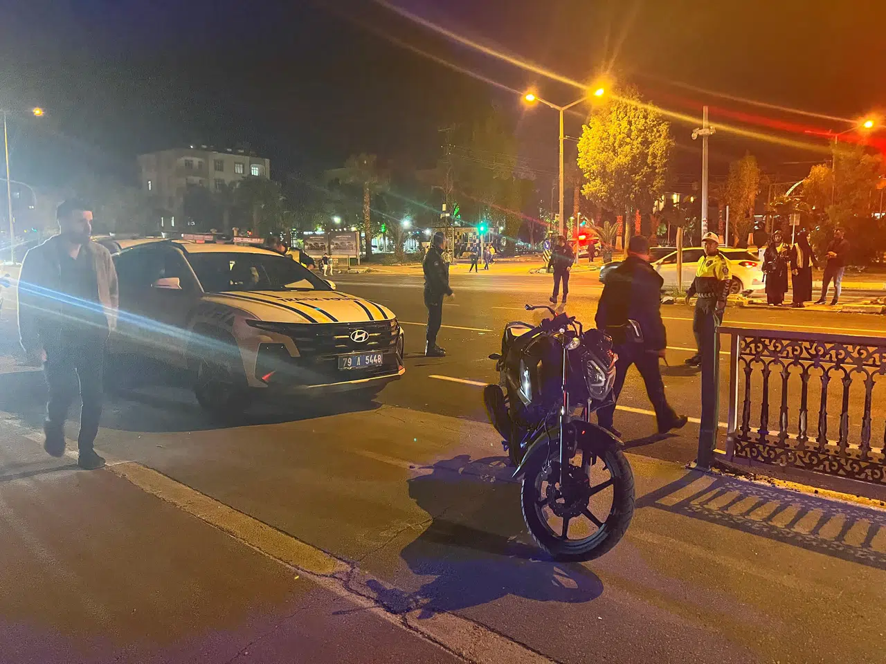Kilis'te gece yarısı TIR ve motosiklet kazası