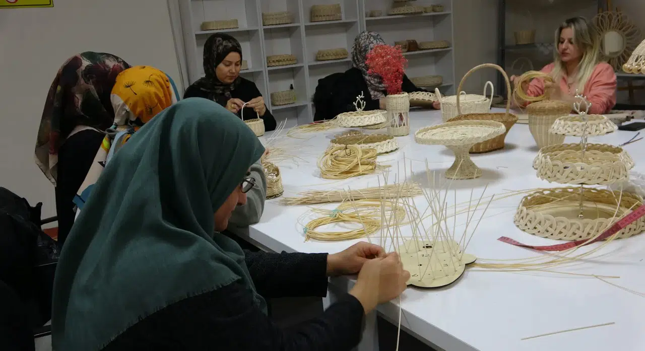 Bitlis’te bambu ağaçları 5 bin yıllık zanaatla yeniden şekilleniyor