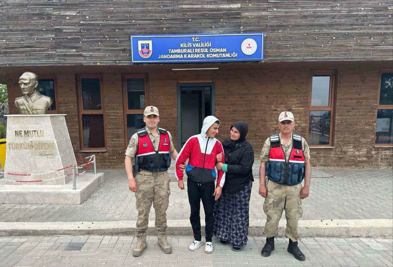 Kilis'te kaybolan Alzheimer hastası genç jandarma sayesinde bulundu