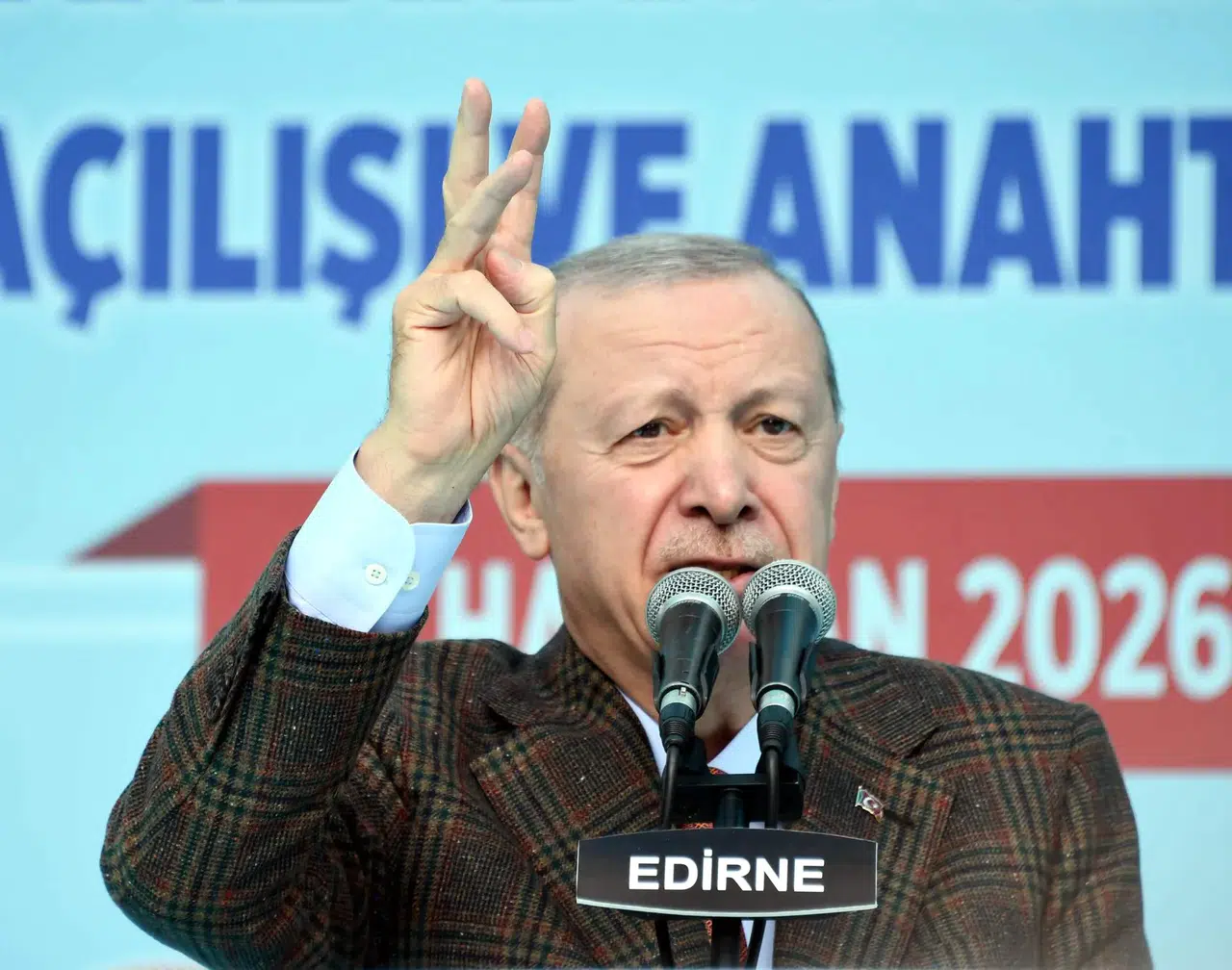 Erdoğan meclisteki muhalefeti sert sözlerle hedef aldı