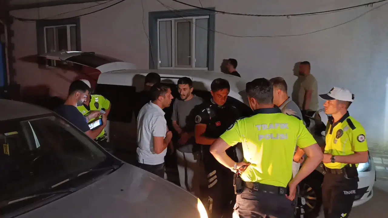İnegöl'de polisten kaçan alkollü sürücüye 710 bin lira fatura çıktı