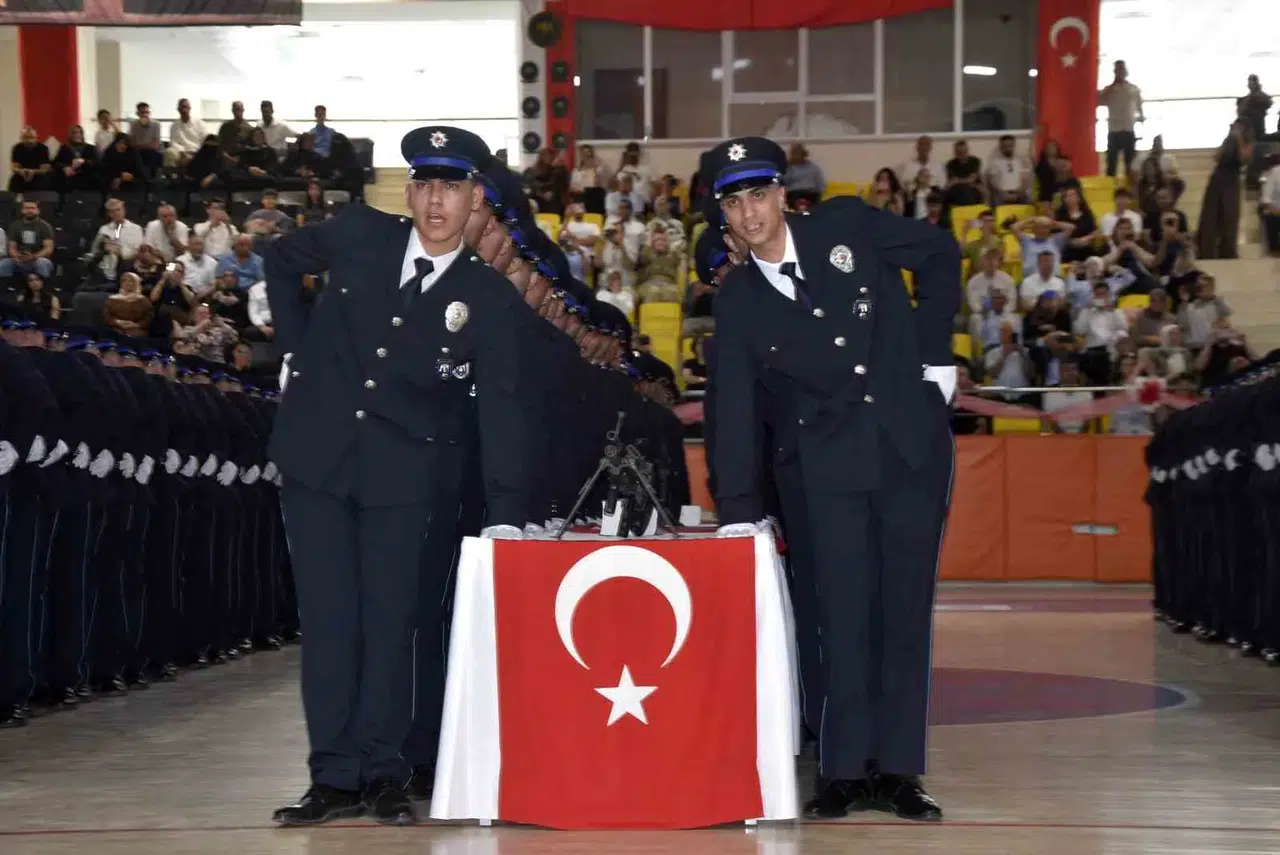 Bitlis’te 407 yeni polis teşkilata katıldı