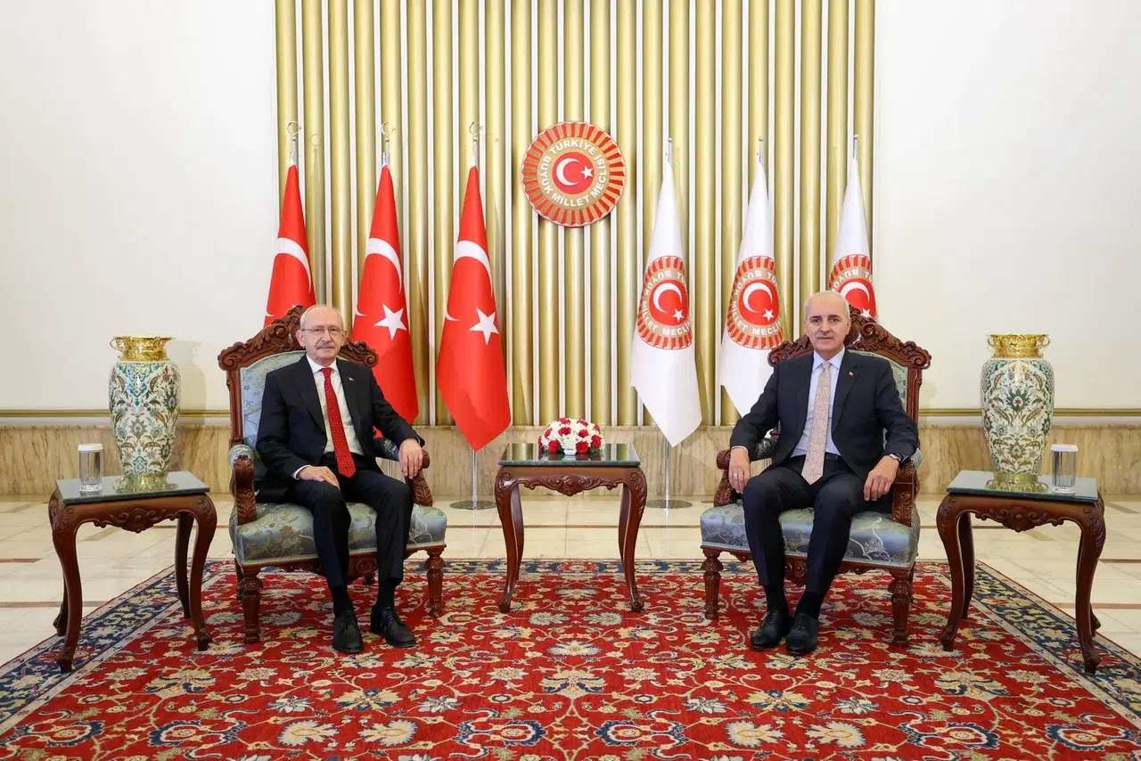 Kurtulmuş ve Kılıçdaroğlu Meclis’te bir araya geldi