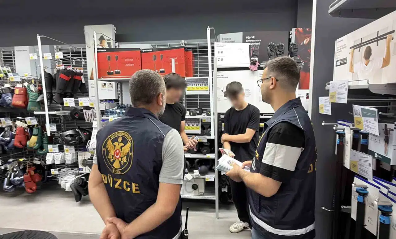 Düzce'de polisten gençlere hesap kiralama uyarısı
