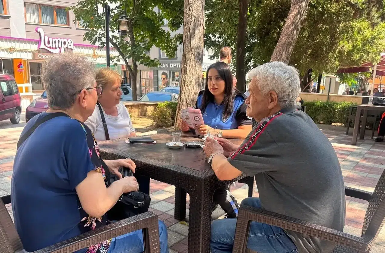 Bozüyük’te polisten esnafa ve vatandaşa sahte para uyarısı