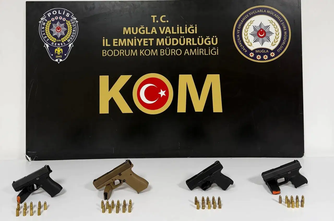 Bodrum’da polisten kaçan şüphelilerin çantasından cephanelik çıktı