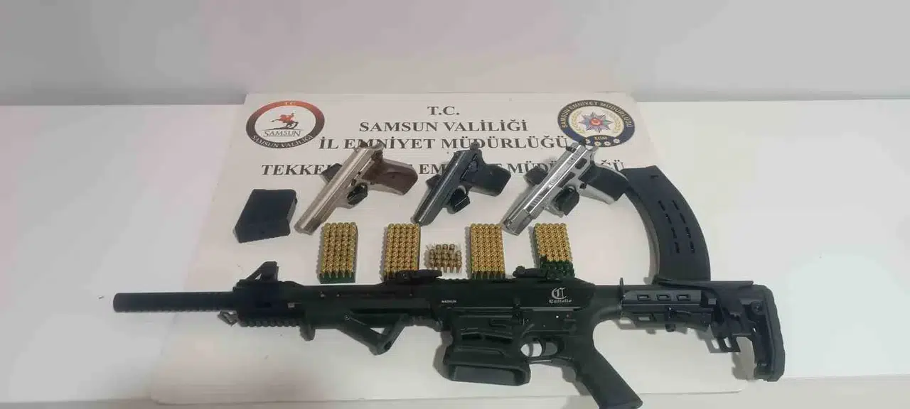 Tekkeköy’de polisten silah baskını