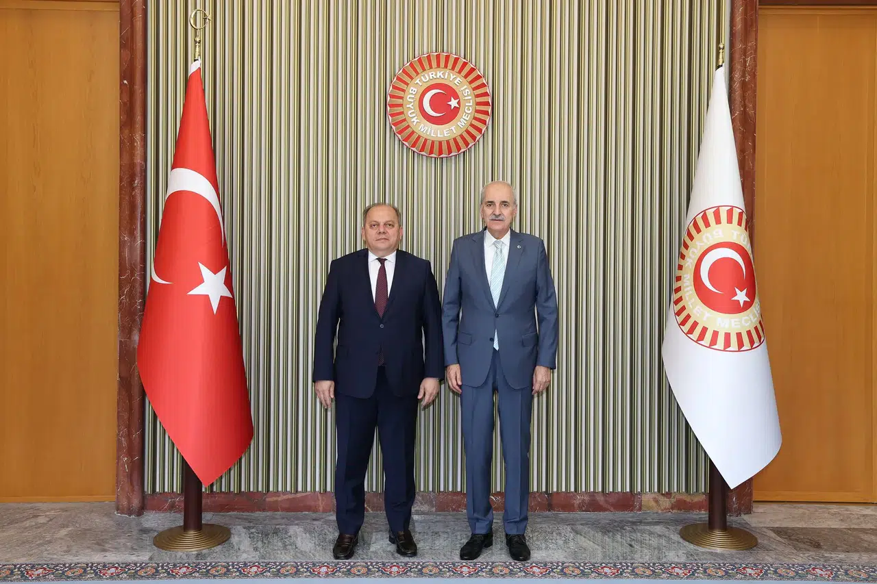Numan Kurtulmuş ve Ömer Kerkez Meclis'te bir araya geldi