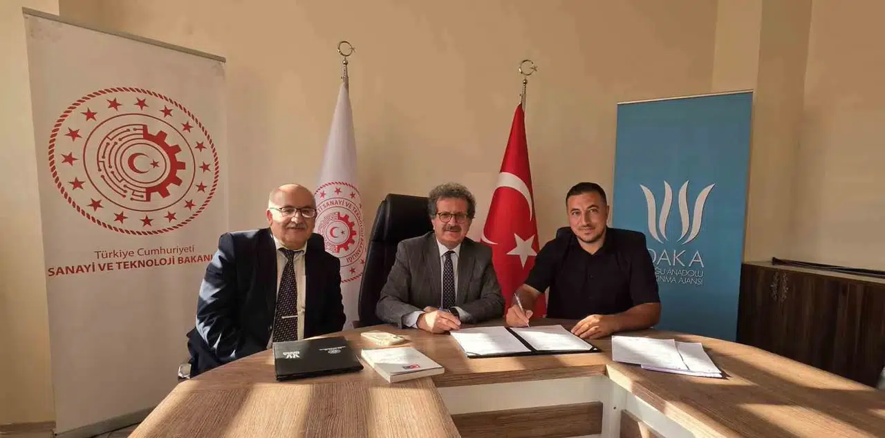 Bitlis'te Dijital Dönüşüm Hamlesi: Basın ve Eğitimde Yapay Zeka Dönemi Başlıyor