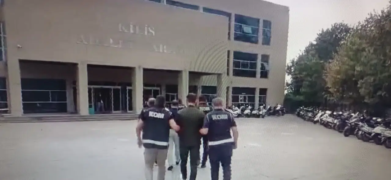 Kamu gücünü kullanma vaadiyle vatandaşı kandıran şebekeye Kilis'te ağır darbe