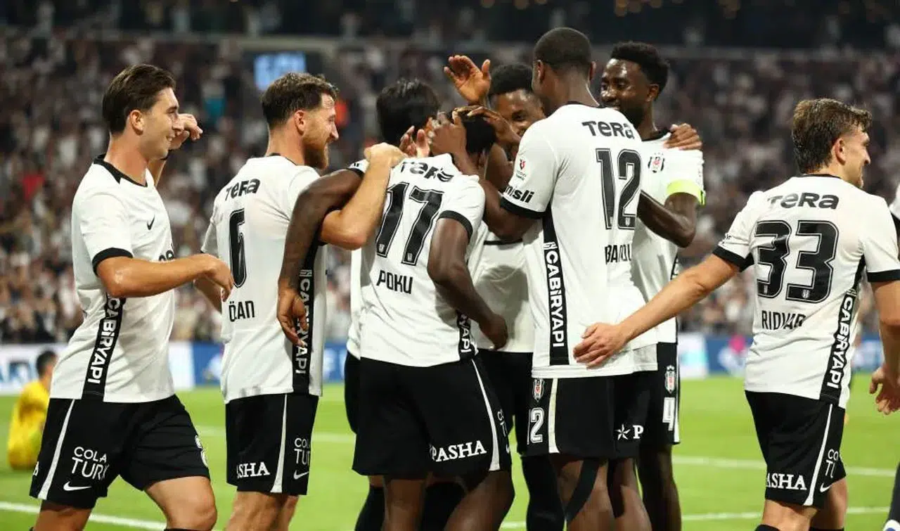 Beşiktaş'ta Avrupa operasyonu: Yeni transferler listede, sürpriz isimler dışarıda kaldı