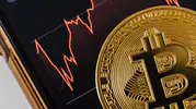 Bitcoin’de ETF baskısı: Fiyat 65 bin dolar seviyesine geriledi
