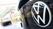 Volkswagen kriz nedeniyle 50 bin çalışanını işten çıkardığını açıkladı