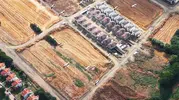 Tekirdağ semalarında görsel şölen: Göç yolundaki leylekler havadan görüntülendi