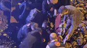 Cumhuriyet Caddesi'nde tehlikeli ihmal: Kazı çukuruna düşen vatandaş hastanelik oldu