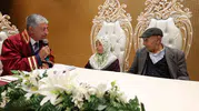 Yıllara meydan okuyan aşk: 86 ve 72 yaşında dünyaevine girdiler