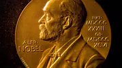 Evrenin gizemli parçacıklarını aydınlatan isim: 2026 Nobel Fizik Ödülü Francis Halzen'in