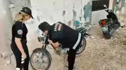 Hatay'da tamirci baskınları: Çalıntı şüphesiyle el konulan motosikletler dikkat çekti