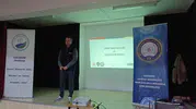Dijital dünyada tuzaklara düşmemek için gençlere kritik uyarılar