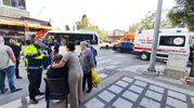 Keşan'da minibüs dehşeti: Yolun karşısına geçmek isteyen iki kadın yaralandı