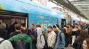 Samsun'da sabah mesaisi çilesi: İstasyonlarda tramvay bekleyişi uzuyor