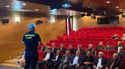 Mahallelerin gözü kulağı olan muhtarlar uyuşturucuya karşı sahaya iniyor