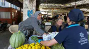 Aydın'da pazar tezgahlarının arasında yükselen duman: Vatandaşın içini ısıtan gelenek geri döndü