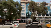 Başkentte dehşet anları: Otelin 6. katından park halindeki aracın üzerine çakıldı