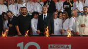 Adana'da dev mangal ateşi 10'uncu kez lezzet tutkunları için yandı