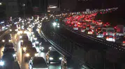 İstanbul trafiğinde zamanlama hatası: İstanbulluların sabrı tükendi