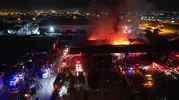 Adana'da Halde Büyük Felaket: Alevler Bir Anda 22 Dükkanı Yuttu