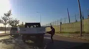 Trafikteki öfkesinin bedeli ağır oldu: Bir tekme tam 180 bin liraya patladı
