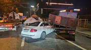 Beyoğlu'nda gece yarısı dehşeti: Makas atan sürücü ortalığı savaş alanına çevirdi