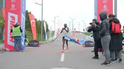 Osmangazi Köprüsü'nde tarihi gün: 6 bin 500 kişi Cumhuriyet için ter döktü