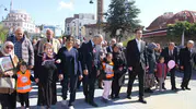 Bolu'da kuşaklar buluştu: Minik ellerden yaşlılara anlamlı destek