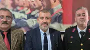 Üçüncü kez bağış yaptı: Edremitli iş insanına Mehmetçik Vakfı'ndan onur nişanı
