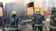 Denizli'de korku dolu anlar: Hareket halindeki araç bir anda tutuştu