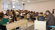 Adliyelerin dijital dönüşümü: Avukatlar yapay zekaya ne kadar güvenebilir?