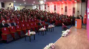 Bakan Memişoğlu'ndan gençlere çağrı: Sağlıkta yeni bir devrim için laboratuvarlara girin