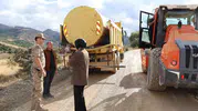 Tercan'da köy yolları yenileniyor: Kaymakam Duman yerinde denetledi